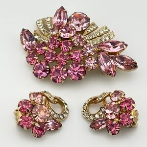 Weiss Brooch & Earrings Ice Pink & Clear Rhinestone Midcentury